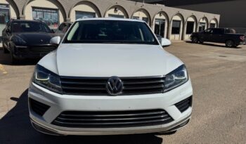 2015 Volkswagen Touareg 4dr TDI Sport w/Technology SALE PENNDING TILL MAY full