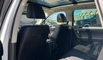 2015 Volkswagen Touareg 4dr TDI Sport w/Technology SALE PENNDING TILL MAY full
