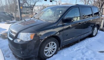 2019 Dodge Grand Caravan SXT Premium Plus 2WD full