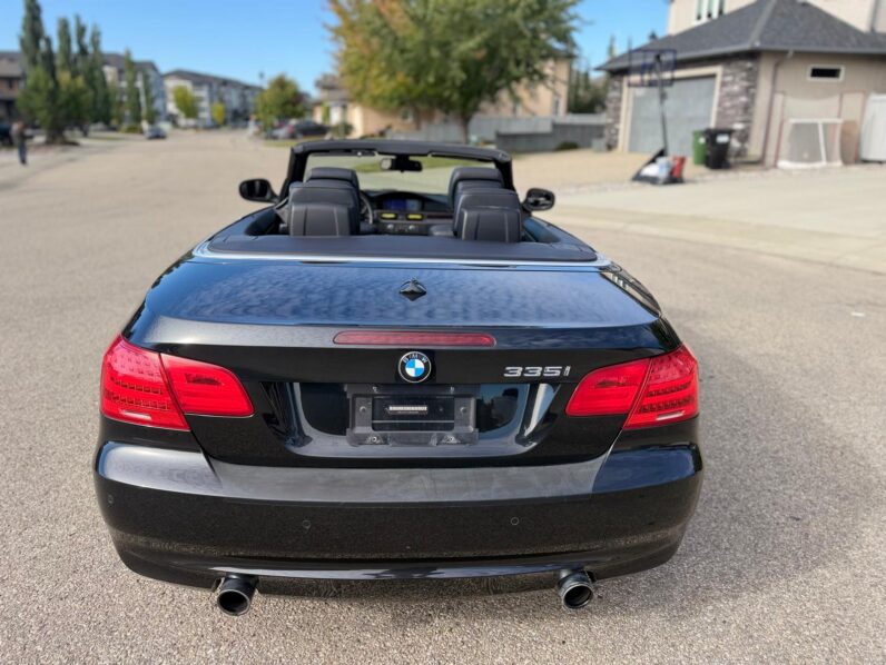 2011 BMW 335i Convertible full