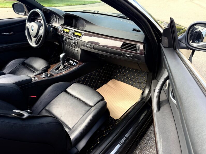 2011 BMW 335i Convertible full