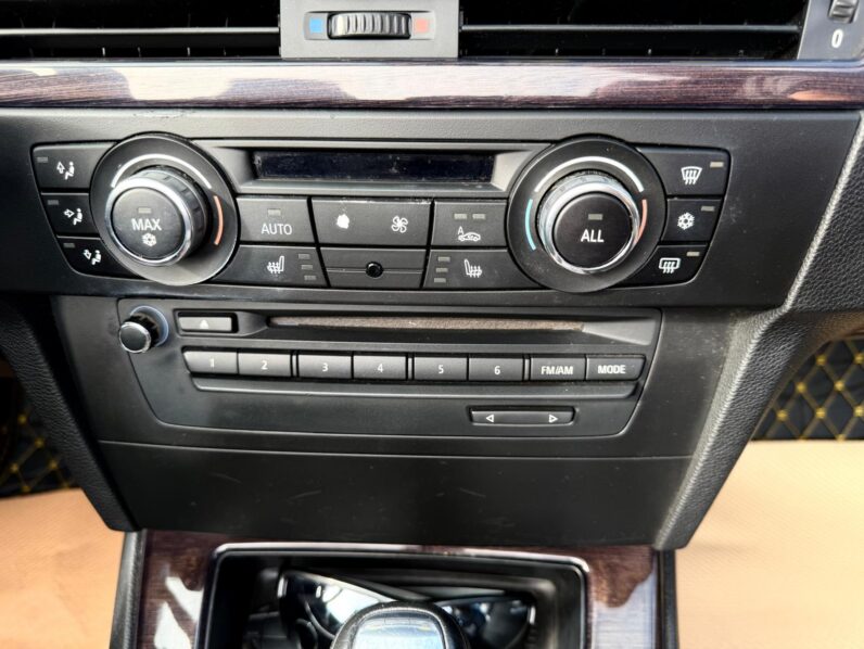 2011 BMW 335i Convertible full