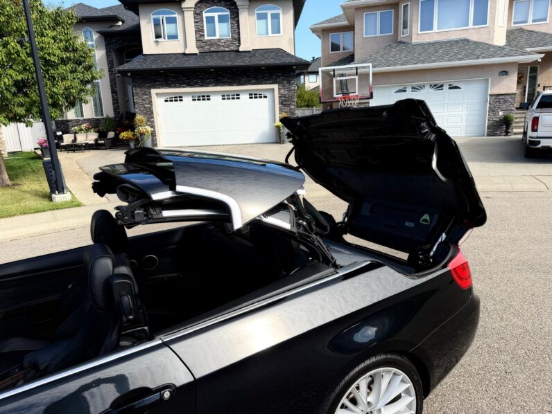 2011 BMW 335i Convertible full