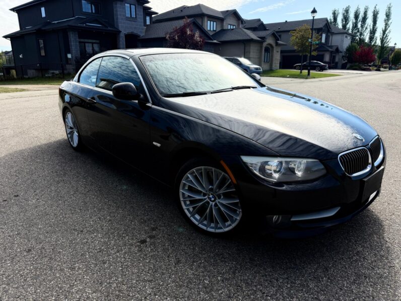 2011 BMW 335i Convertible full